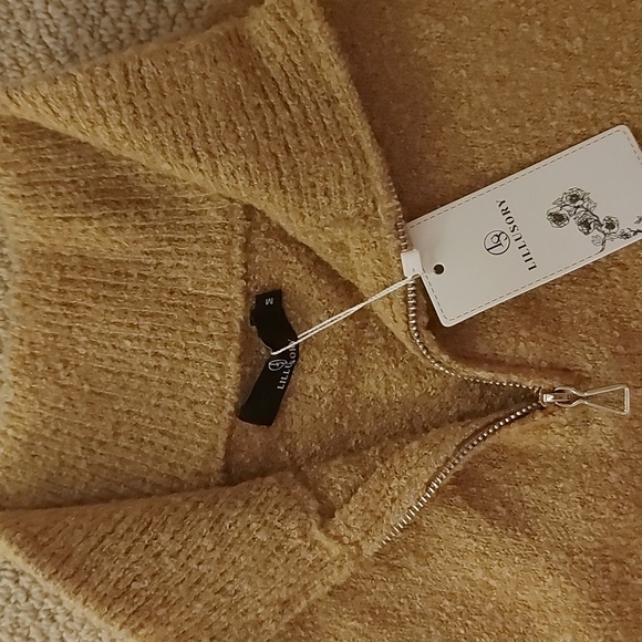 NWT Ladies Tan Boucle Zip Sweater - Picture 2 of 7